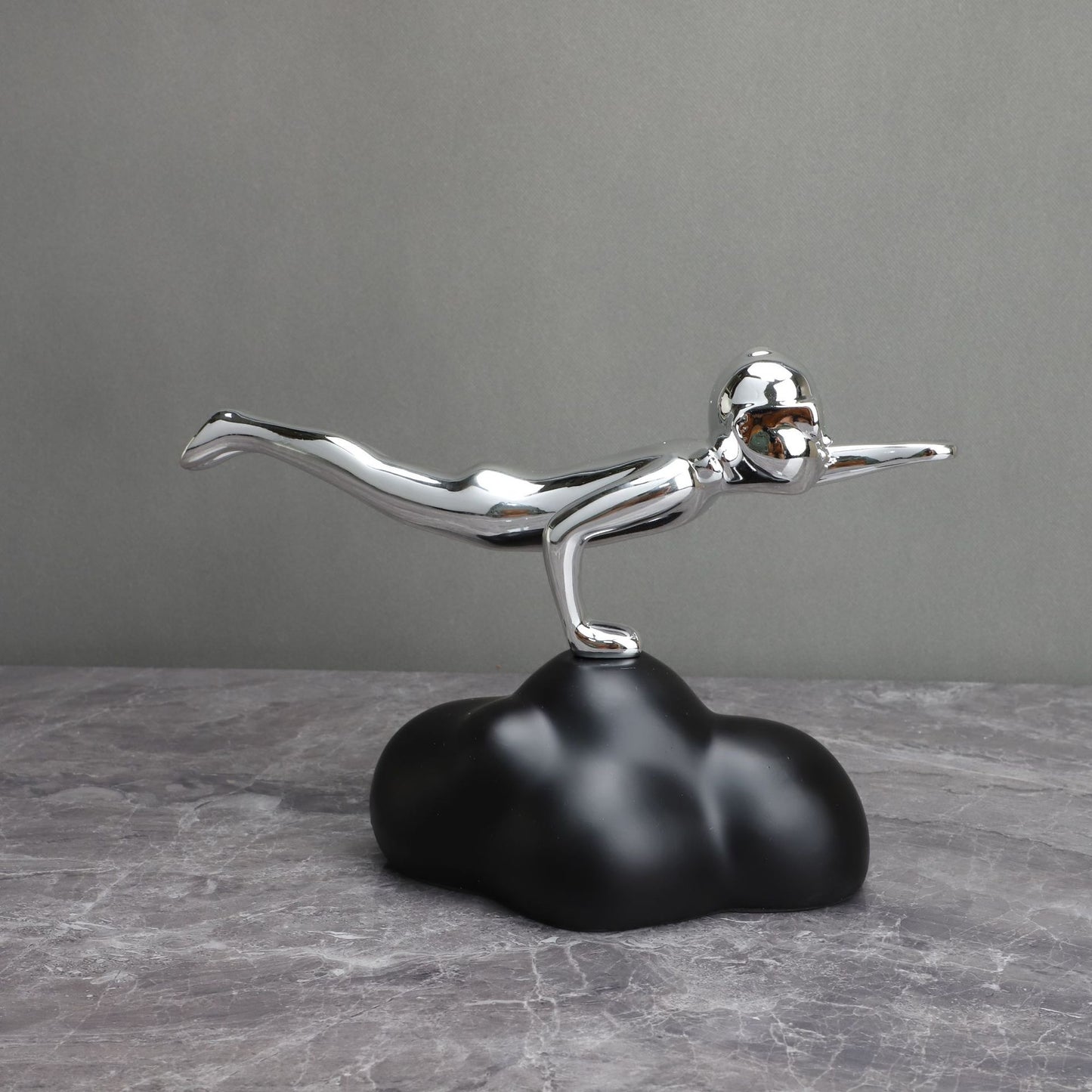 Modern Minimalist Trio Cast Iron Figurine Ornament for Model Rooms, Offices, TV Cabinets, Studies, Desk Decor